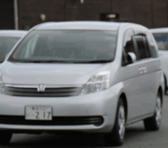 トヨタ　アイシス